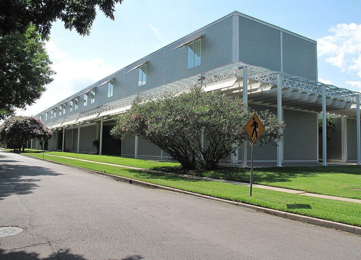 the Menil Collection building and lawn
